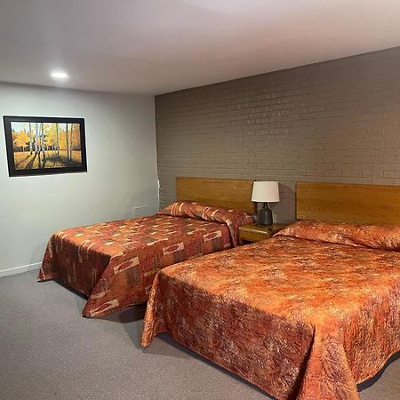 Auberge L'Etape Mont-Laurier Phòng bức ảnh
